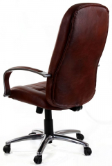 Офисное кресло руководителя Вега Ультра Хром кожа коричневая