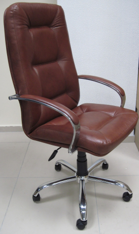 Офисное кресло руководителя Пилот Хром экокожа коричневая