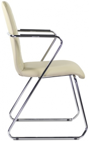 Стул офисный Task Chrome экокожа бежевая