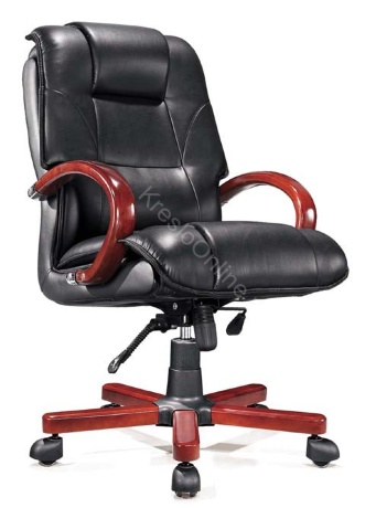Офисное кресло руководителя Norden Магистр черная экокожа