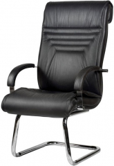 Офисное конференц-кресло Вип Хром кожа черная