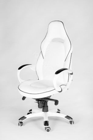 Кресло компьютерное игровое Мустанг Х