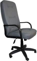 Кресло офисное Пилот стандарт