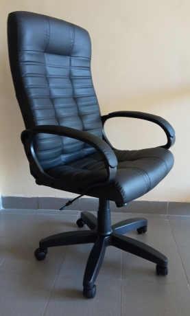 Компьютерное кресло Атлант Ультра SOFT кожа черная