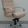 Офисное кресло руководителя Стиль Хром МБ кожа бежевая